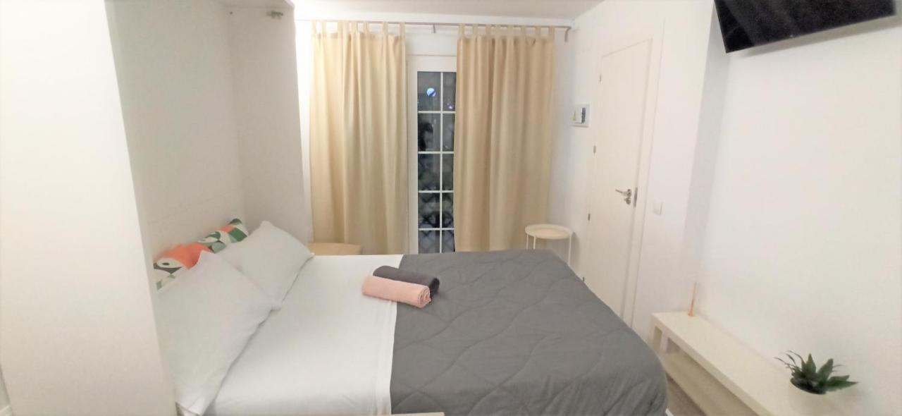 Dudi'S Peppers Apartment มาลากา ภายนอก รูปภาพ