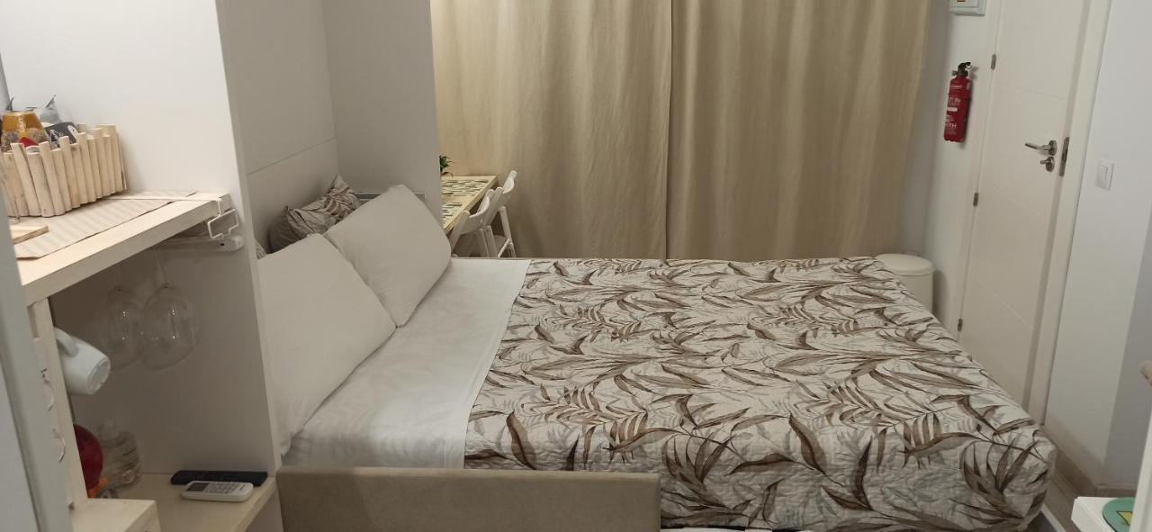 Dudi'S Peppers Apartment มาลากา ภายนอก รูปภาพ