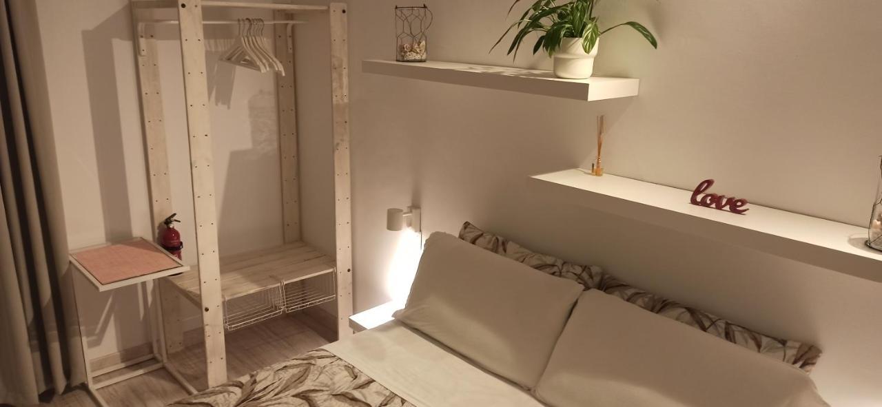 Dudi'S Peppers Apartment มาลากา ภายนอก รูปภาพ