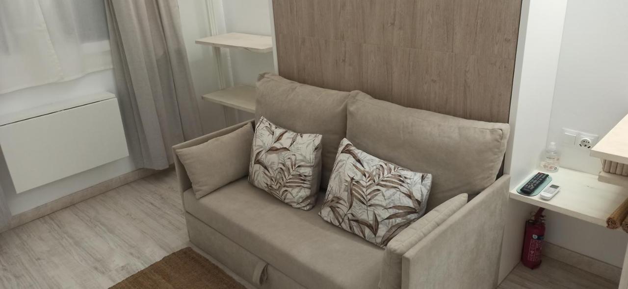 Dudi'S Peppers Apartment มาลากา ภายนอก รูปภาพ